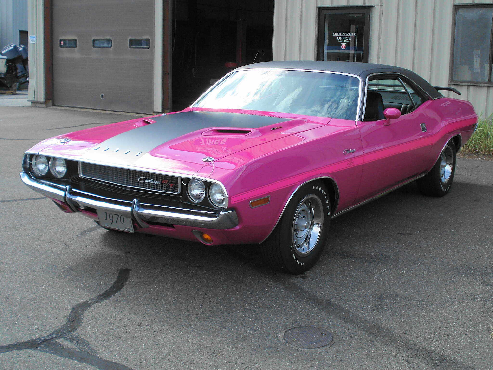 1970 Dodge Challenger R/T - Panther Pink (FM3) with Pink (V6M) stripes. 