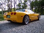 john_s_corvette_z06.jpg (9691 bytes)